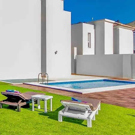 Playa De Fanabe Sleeps 8 Pool Air Con Wifi ヴィラ *