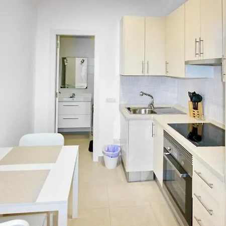 Playa De Fanabe Sleeps 8 Pool Air Con Wifi Villa *