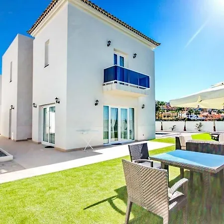 Playa De Fanabe Sleeps 8 Pool Air Con Wifi Villa *
